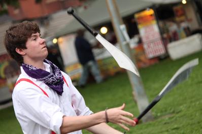 Willy Wonder juggling knives